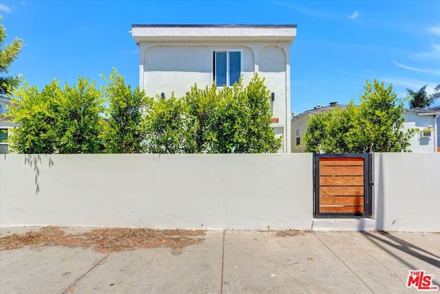 11803 National Boulevard, Los Angeles, CA 90064 — photo 2 of 22