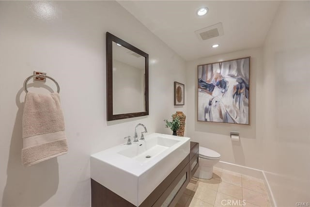 19281 Berclair Ln, Tarzana, CA 91356 — photo 33 of 49
