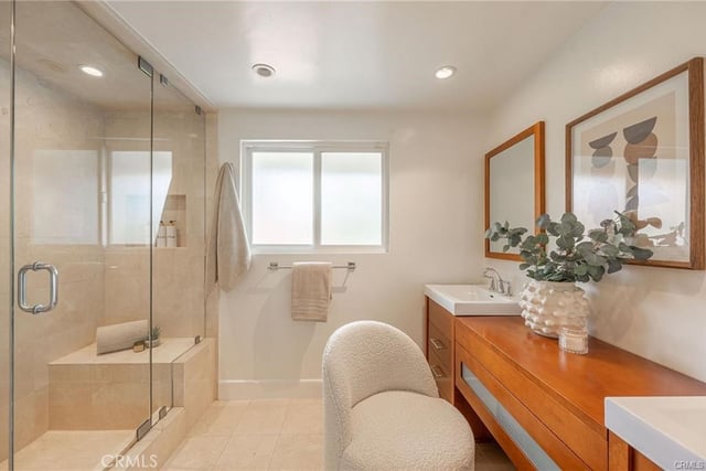 19281 Berclair Ln, Tarzana, CA 91356 — photo 42 of 49