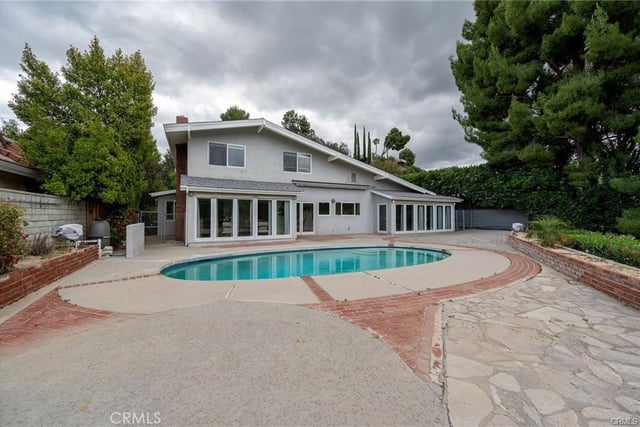 19281 Berclair Ln, Tarzana, CA 91356 — photo 44 of 49