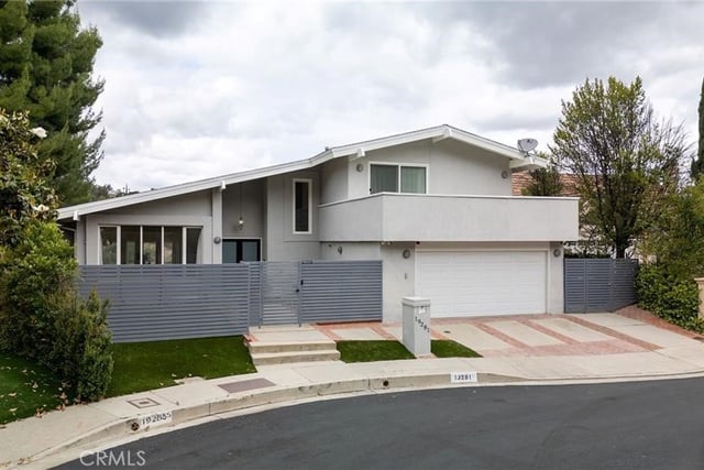 19281 Berclair Ln, Tarzana, CA 91356 — photo 48 of 49
