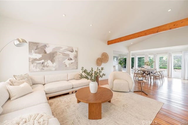 19281 Berclair Ln, Tarzana, CA 91356 — photo 9 of 49