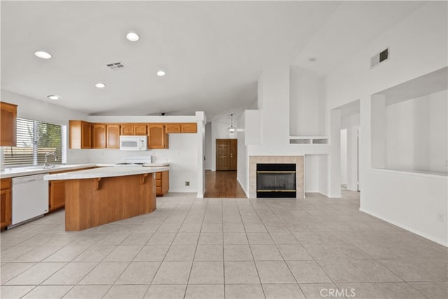 27683 Ron Ridge, Saugus, CA 91350 — photo 12 of 46