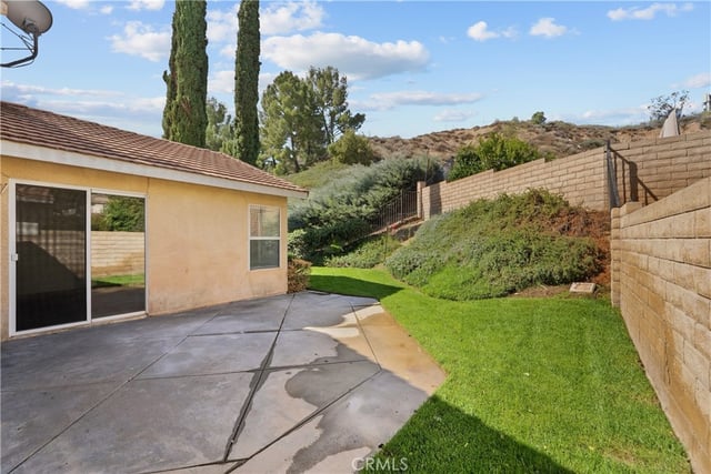 27683 Ron Ridge, Saugus, CA 91350 — photo 35 of 46