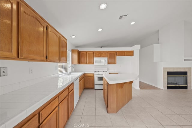 27683 Ron Ridge, Saugus, CA 91350 — photo 8 of 46