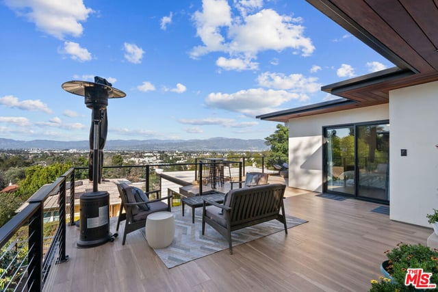 11358 Hendley Drive, Studio City, CA 91604 — photo 20 of 23