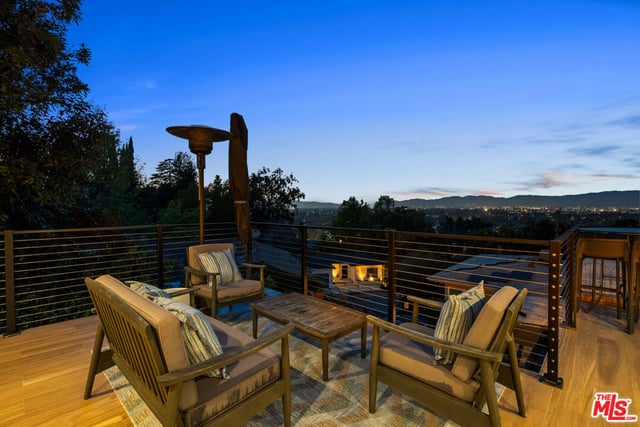 11358 Hendley Drive, Studio City, CA 91604 — photo 21 of 23