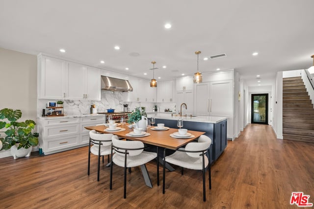 11358 Hendley Drive, Studio City, CA 91604 — photo 5 of 23