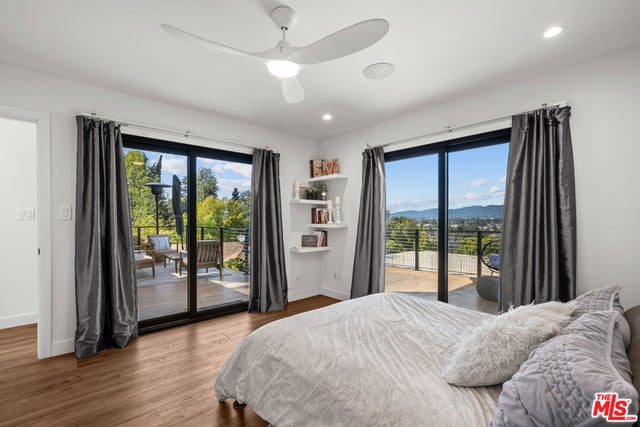 11358 Hendley Drive, Studio City, CA 91604 — photo 9 of 23