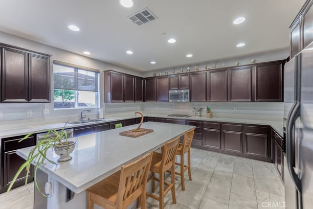 43815 47th Street W, Lancaster, CA 93536 — photo 14 of 54