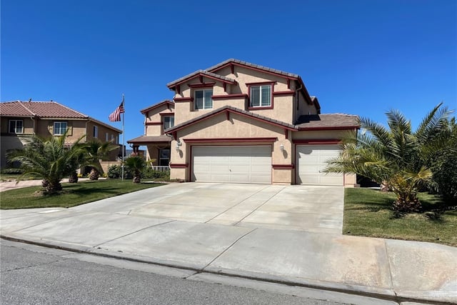43521 Blossom, Lancaster, CA 93536 — photo 4 of 50