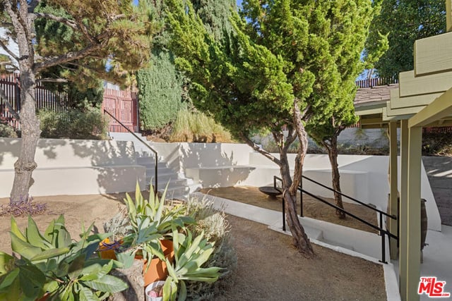 3174 Weldon Avenue, Los Angeles, CA 90065 — photo 3 of 30