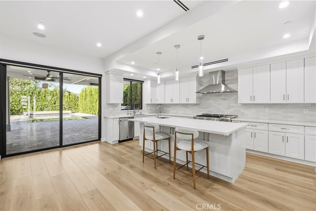 251 S Griffith Park, Burbank, CA 91506 — photo 14 of 65