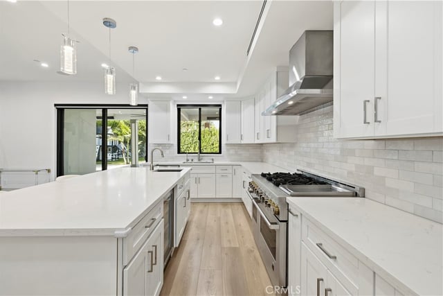 251 S Griffith Park, Burbank, CA 91506 — photo 22 of 65
