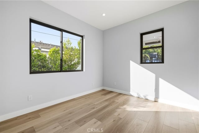 251 S Griffith Park, Burbank, CA 91506 — photo 26 of 65