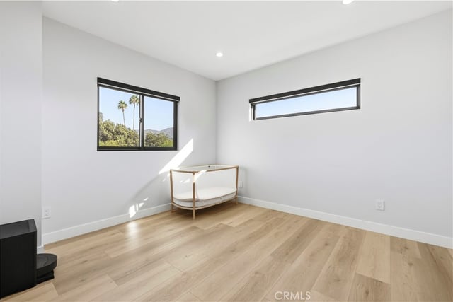 251 S Griffith Park, Burbank, CA 91506 — photo 46 of 65