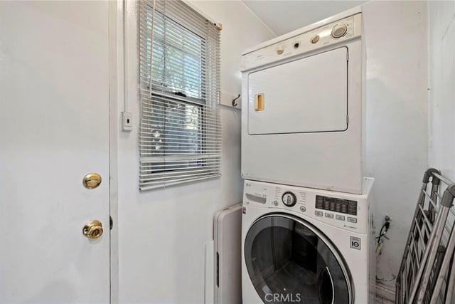 2020 S Gramercy, Los Angeles, CA 90018 — photo 15 of 44