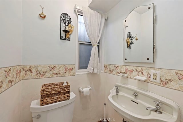 2020 S Gramercy, Los Angeles, CA 90018 — photo 20 of 44