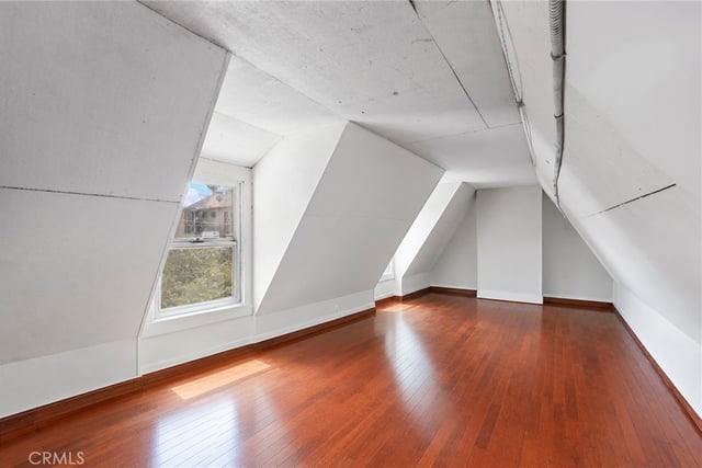 2020 S Gramercy, Los Angeles, CA 90018 — photo 28 of 44