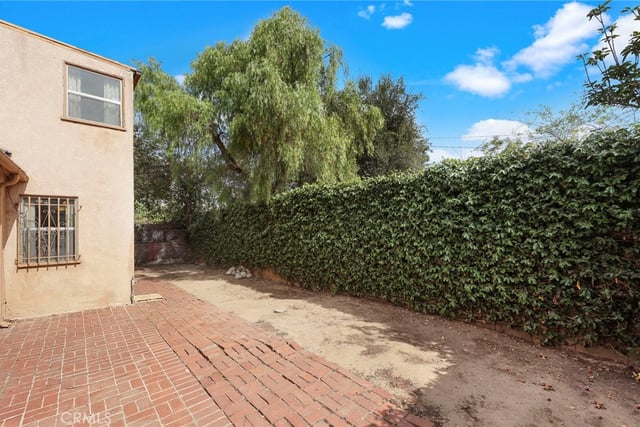 2020 S Gramercy, Los Angeles, CA 90018 — photo 33 of 44