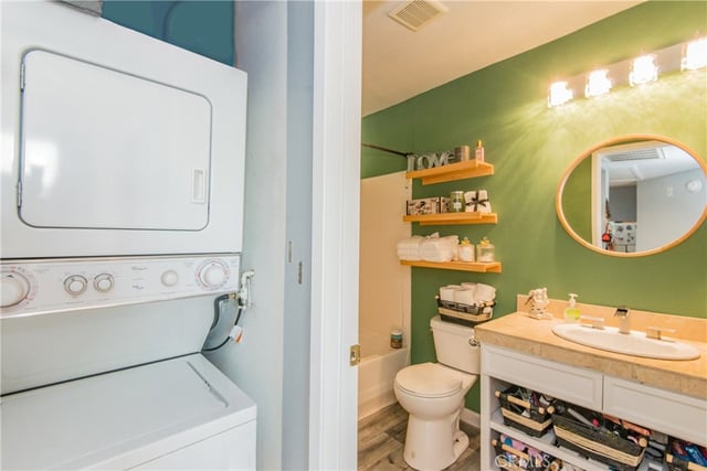 7045 Woodley Avenue 218, Van Nuys, CA 91406 — photo 14 of 17