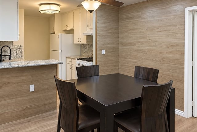 17900 Sherman 504, Reseda, CA 91335 — photo 4 of 11