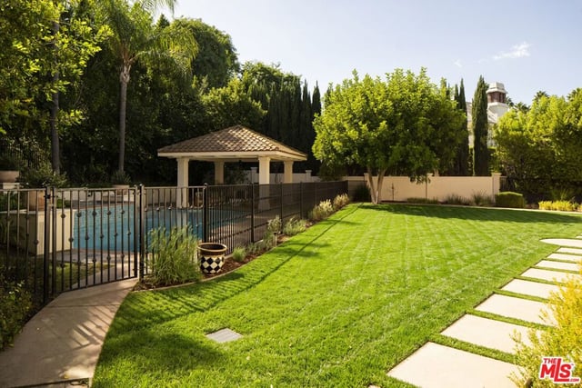3815 Marfield Avenue, Tarzana, CA 91356 — photo 40 of 48