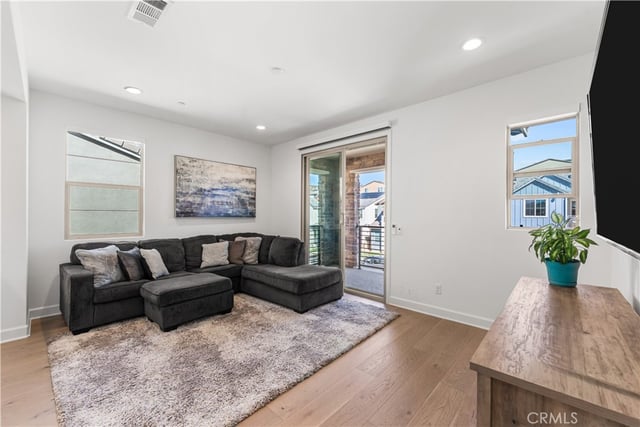 21212 Rockview Terrace, Chatsworth, CA 91311 — photo 18 of 36