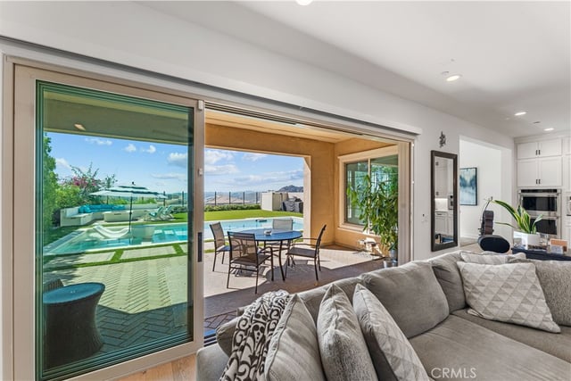 21212 Rockview Terrace, Chatsworth, CA 91311 — photo 31 of 36