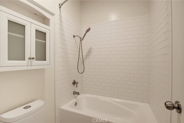 6525 La Mirada, Los Angeles, CA 90038 — photo 17 of 31