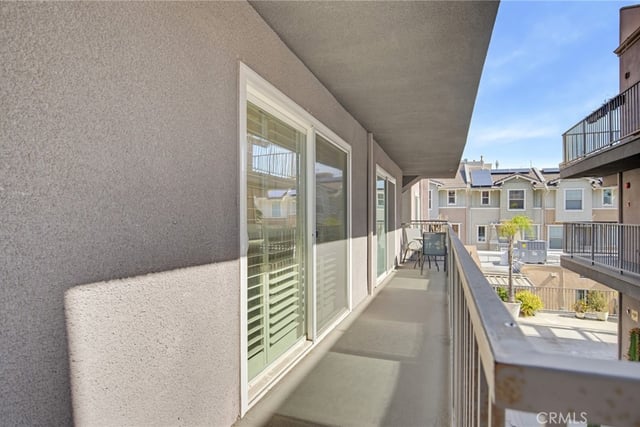 6525 La Mirada, Los Angeles, CA 90038 — photo 22 of 31