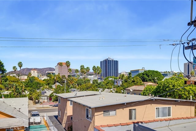 6525 La Mirada, Los Angeles, CA 90038 — photo 23 of 31