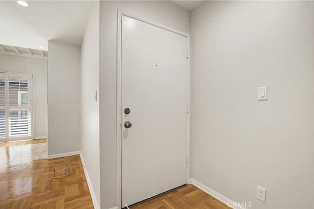 6525 La Mirada, Los Angeles, CA 90038 — photo 29 of 31
