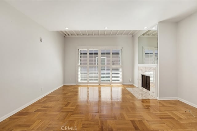 6525 La Mirada, Los Angeles, CA 90038 — photo 5 of 31