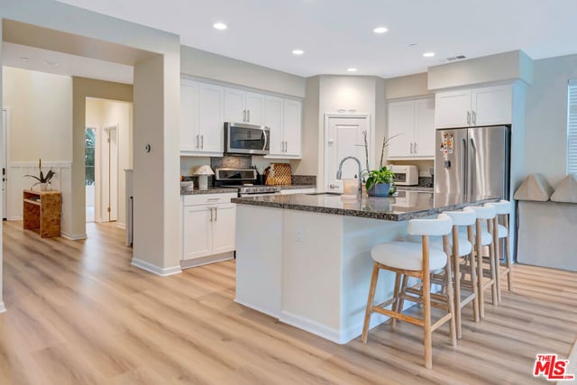 25151 Golden Maple Drive, Santa Clarita, CA 91387 — photo 14 of 75