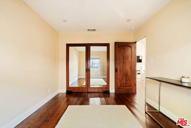 548 Huntley Drive, Los Angeles, CA 90048 — photo 22 of 31