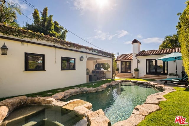 548 Huntley Drive, Los Angeles, CA 90048 — photo 24 of 31