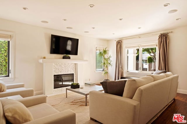 548 Huntley Drive, Los Angeles, CA 90048 — photo 6 of 31