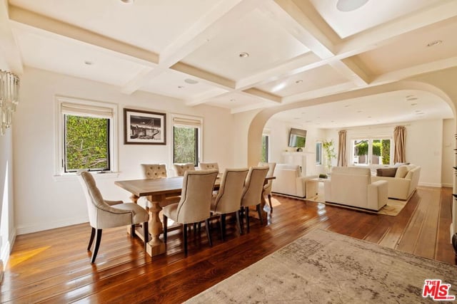 548 Huntley Drive, Los Angeles, CA 90048 — photo 9 of 31