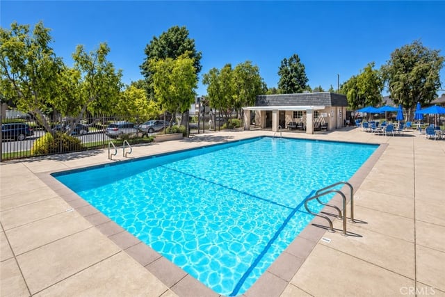 19208 Hamlin Street 5, Reseda, CA 91335 — photo 17 of 61