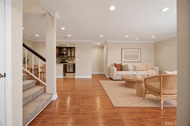 19208 Hamlin Street 5, Reseda, CA 91335 — photo 3 of 61