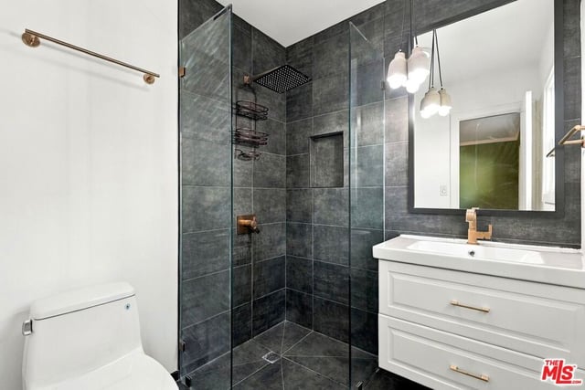 6107 Longridge Avenue, Van Nuys, CA 91401 — photo 16 of 29
