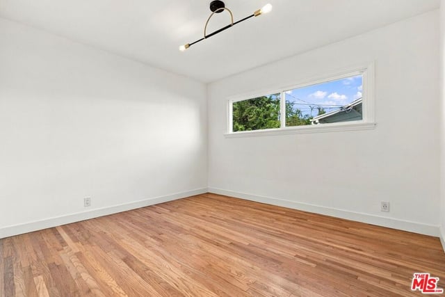 6107 Longridge Avenue, Van Nuys, CA 91401 — photo 21 of 29