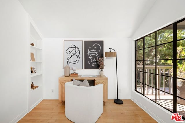 202 San Vicente Boulevard 12, Santa Monica, CA 90402 — photo 9 of 21