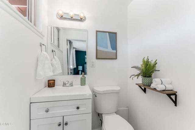 1725 Hamilton Street, Simi Valley, CA 93065 — photo 13 of 40