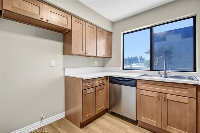 8221 Langdon Avenue 207, Van Nuys, CA 91406 — photo 16 of 22