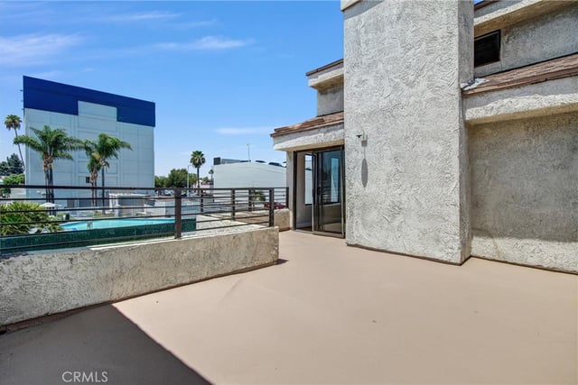 8221 Langdon Avenue 207, Van Nuys, CA 91406 — photo 4 of 22