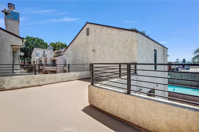 8221 Langdon Avenue 207, Van Nuys, CA 91406 — photo 5 of 22