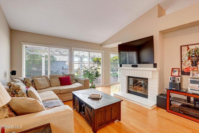 3989 Ashbourne Lane, Moorpark, CA 93021 — photo 15 of 41
