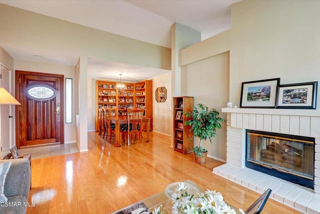 3989 Ashbourne Lane, Moorpark, CA 93021 — photo 9 of 41